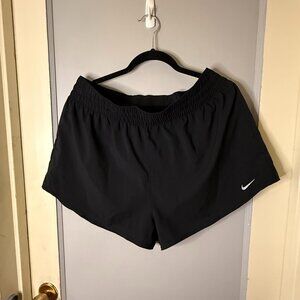 Nike Shorts Women XL